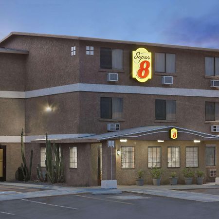 Super 8 By Wyndham Lake Havasu City Exterior foto