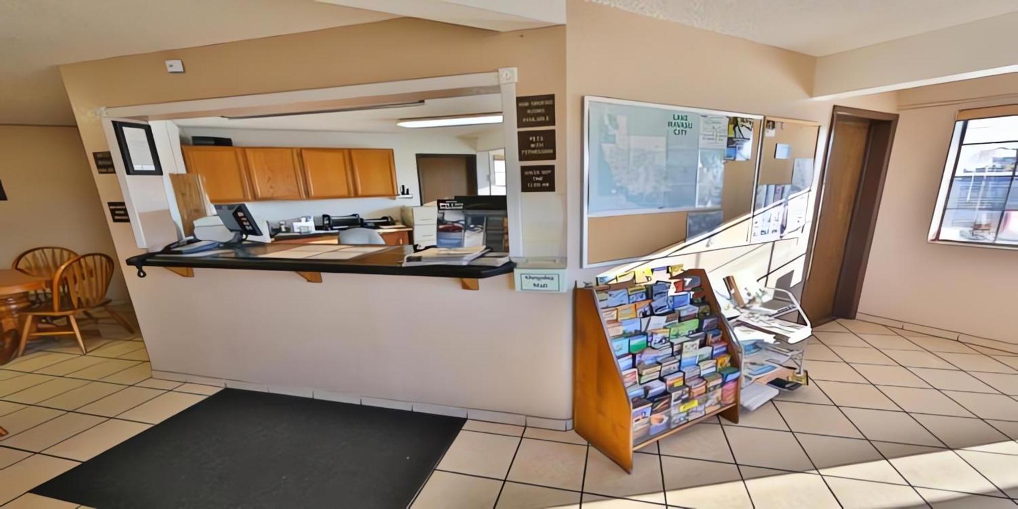 Super 8 By Wyndham Lake Havasu City Exterior foto