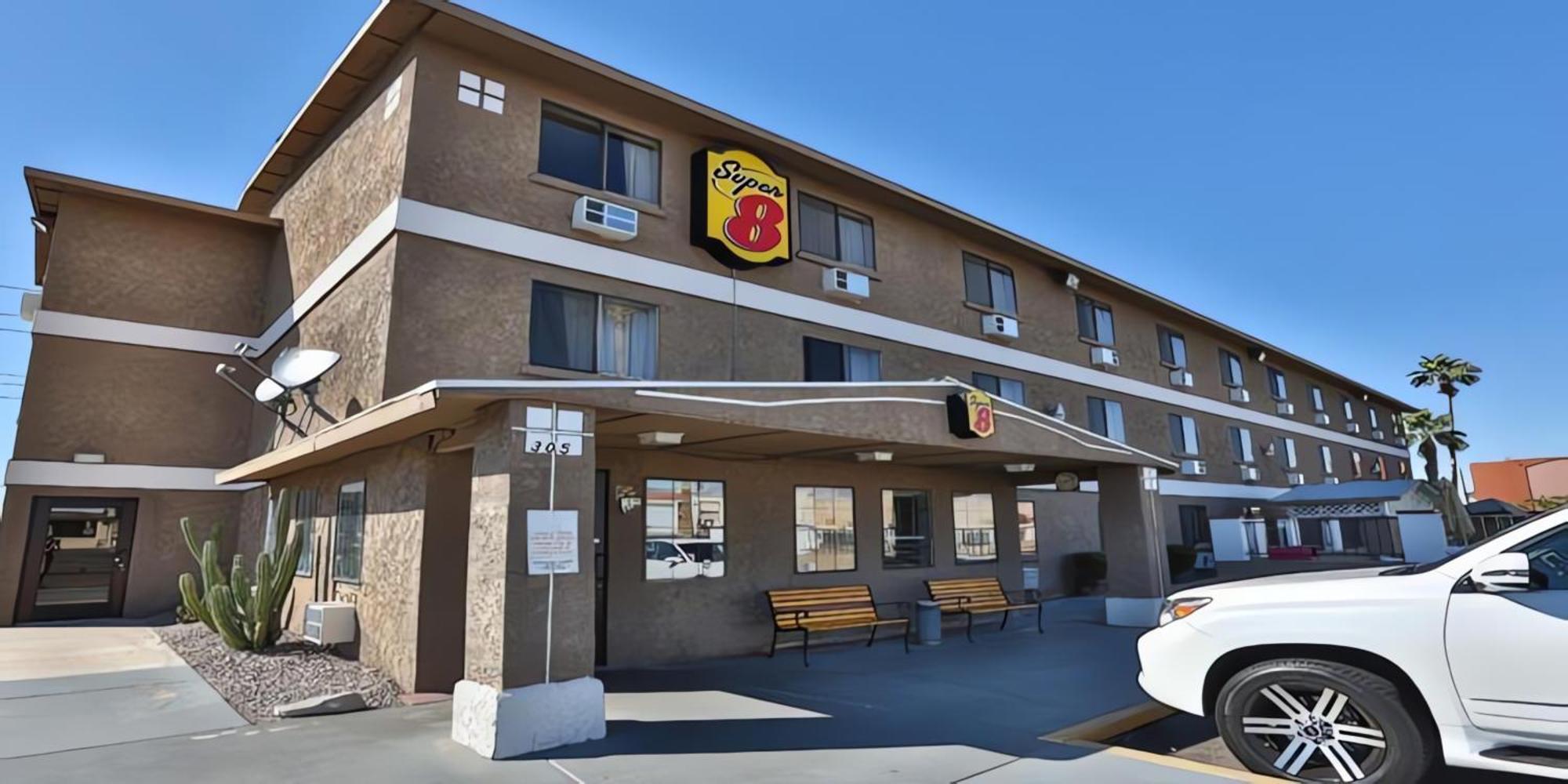 Super 8 By Wyndham Lake Havasu City Exterior foto